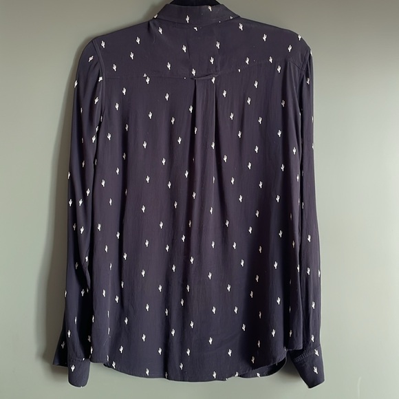 Rails Kate Cactus Print Button-Down Blouse in Black, Women’s Size M - Picture 2 of 6
